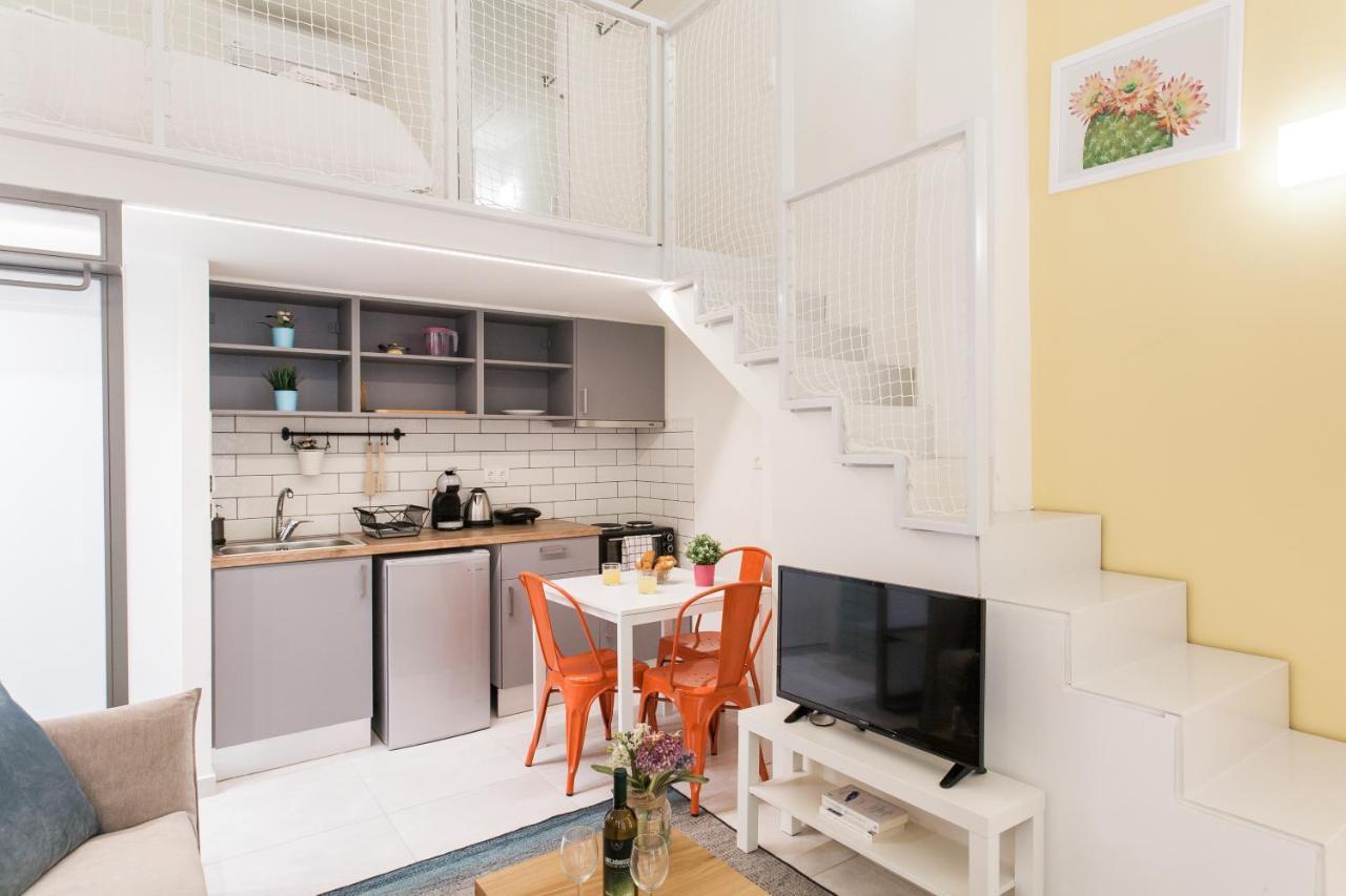 Relax In This Funky Loft Next To Metro! Athens Luaran gambar